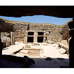 Neolithic house room - Prehistoric hearth and dresser from entrance scotland bronze age uk  photo 